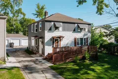 4502 W Crawford #4504, Greenfield, WI 53220