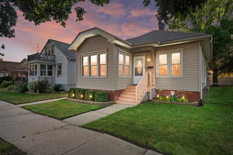 2008 Case, Racine, WI 53403