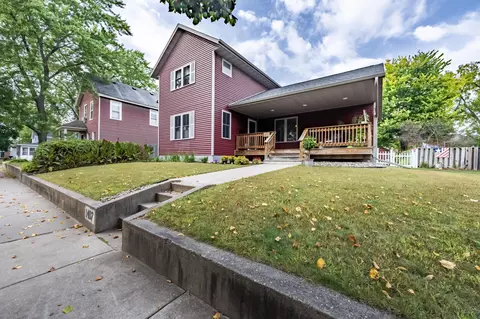 1407 Farnam, La Crosse, WI 54601