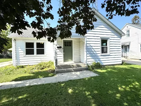 1362 Vine, Union Grove, WI 53182