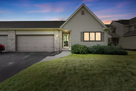 715 Cedar Crk, Grafton, WI 53024