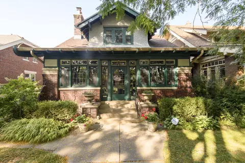 2457 N Grant, Milwaukee, WI 53210