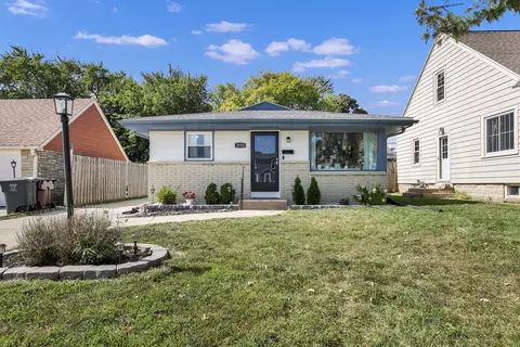 3525 S 45th, Greenfield, WI 53220