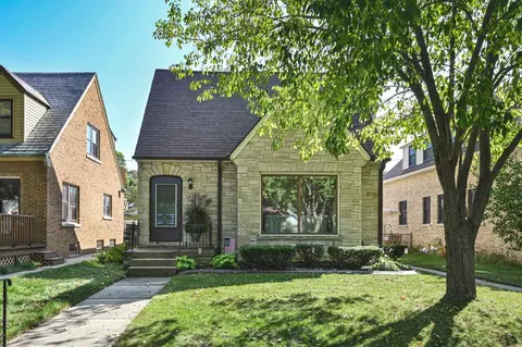 3238 S Lenox, Milwaukee, WI 53207