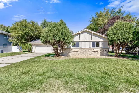236 E Monroe, Hartford, WI 53027