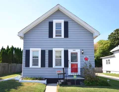 2006 S 12th, Sheboygan, WI 53081