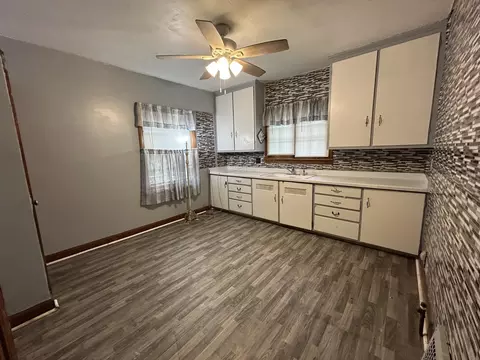 5003 N 38th, Milwaukee, WI 53209