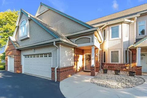 3118 S Toldt, West Allis, WI 53227