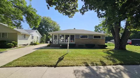 10413 W Custer, Milwaukee, WI 53225