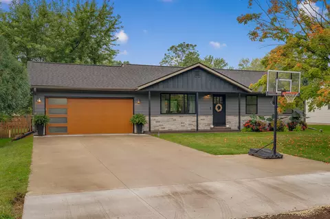 w8219 Oepka Street, Holland, WI 54636