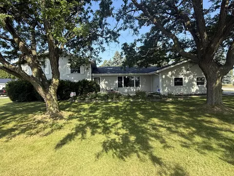83 Chicago, Kiel, WI 53042