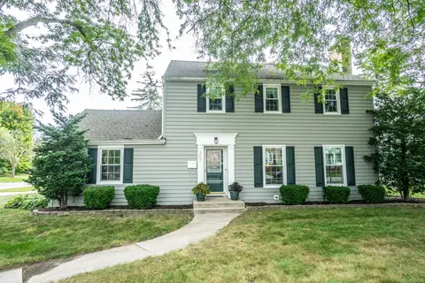 307 S 9th, West Bend, WI 53095
