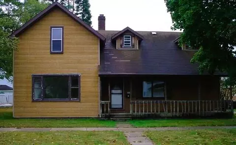 307 N Van Rensselaer, Merrill, WI 54452