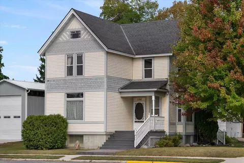 126 E Main, Plymouth, WI 53073