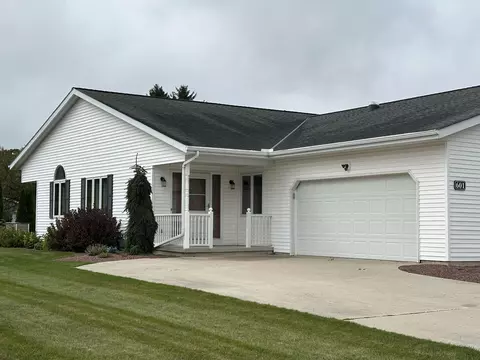 1900 Kellner #601, Manitowoc, WI 54220