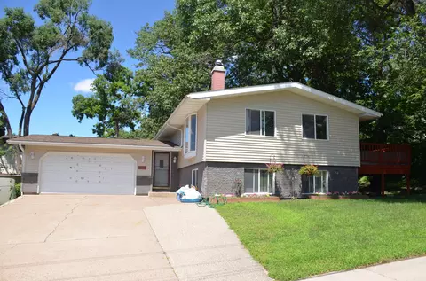 1217 Wilson, Onalaska, WI 54650