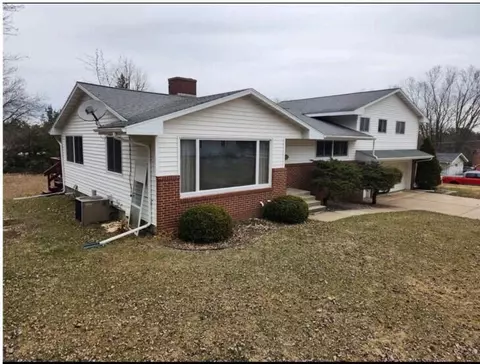 420 N 9th, Black River Falls, WI 54615