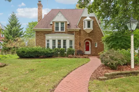 315 N Sanborn, Jefferson, WI 53549