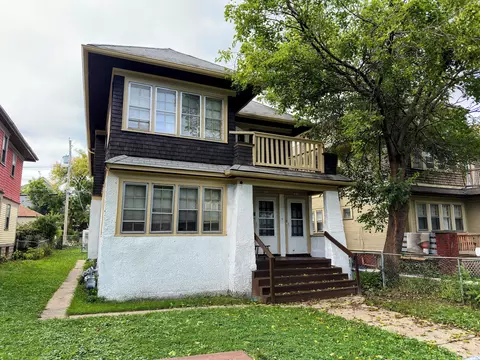 2823 N 49th #2825, Milwaukee, WI 53210