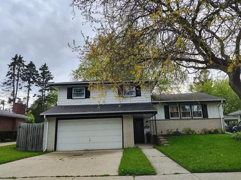 3810 Erie, Racine, WI 53402