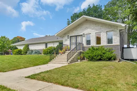 4820 71st, Kenosha, WI 53142