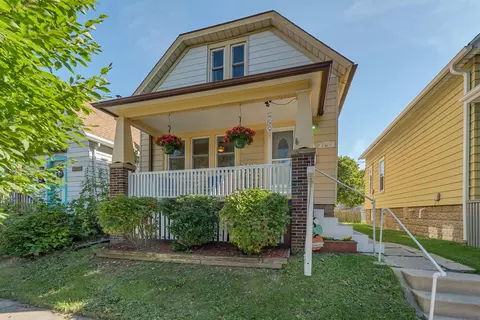 3164 S Griffin, Milwaukee, WI 53207