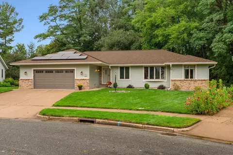931 Westview Cir, Onalaska, WI 54650