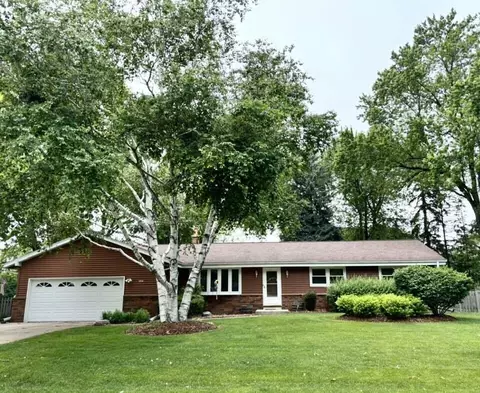 6415 N Atwahl, Glendale, WI 53209