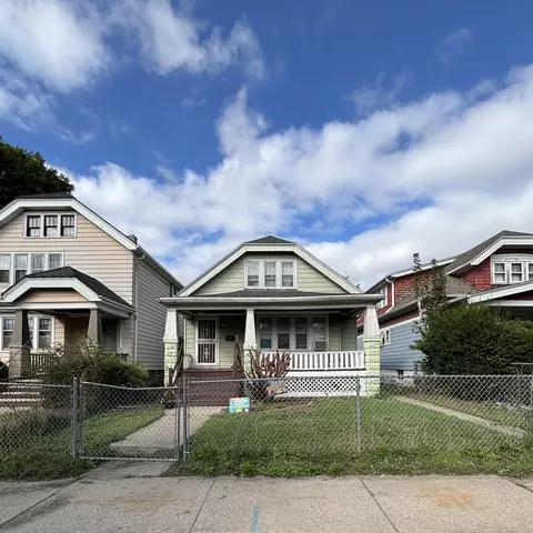 2234 W Melvina, Milwaukee, WI 53206
