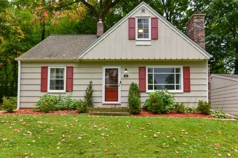 17525 Tremont, Brookfield, WI 53045