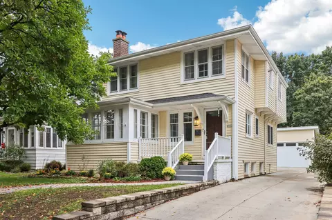 6931 W W Wls, Wauwatosa, WI 53213