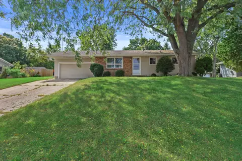 1222 Allermann, Watertown, WI 53094