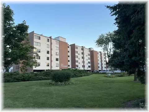 111 11th #4DS, Racine, WI 53403