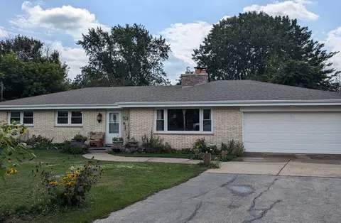 1903 4 Mile, Racine, WI 53402