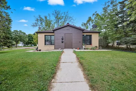 805 W Highland, Whitewater, WI 53190