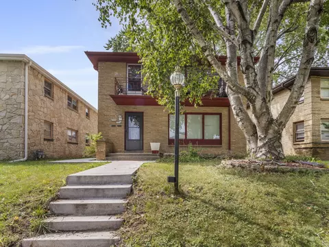 7753 W Beckett #7755, Milwaukee, WI 53218