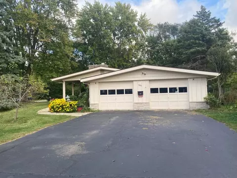 649 Gerard, Elkhorn, WI 53121