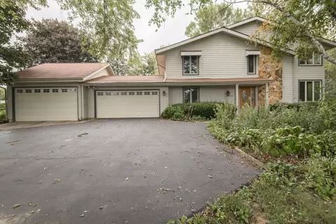 n47w27080 Greenhill, Pewaukee, WI 53072