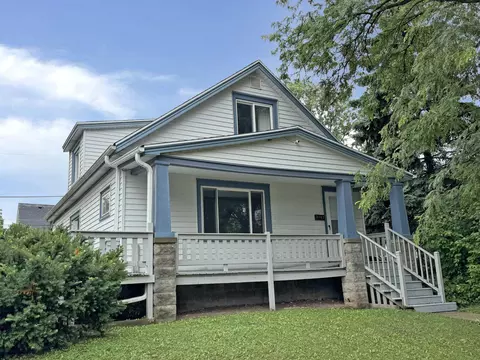 6105 W Saint Paul, Milwaukee, WI 53213