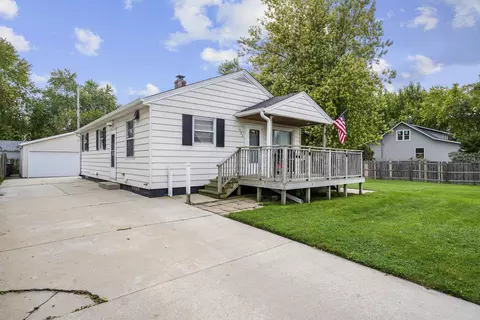 1423 Bryn Mawr, Mount Pleasant, WI 53403
