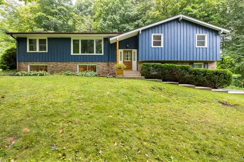 107 Parkway, Slinger, WI 53086