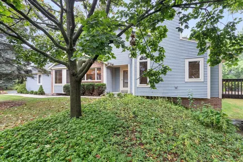 2712 Madison, Waukesha, WI 53188