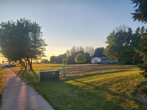1711 S 35th, Manitowoc, WI 54220