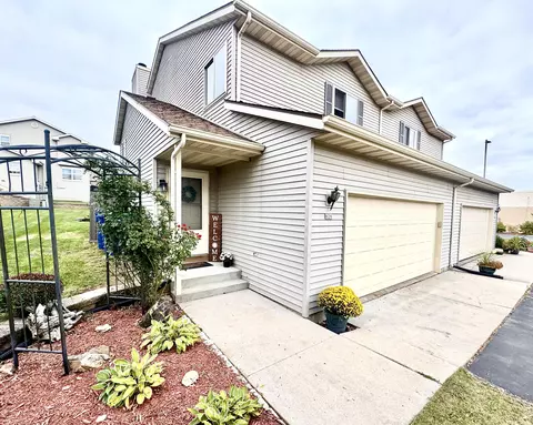 626 Lous, Slinger, WI 53086