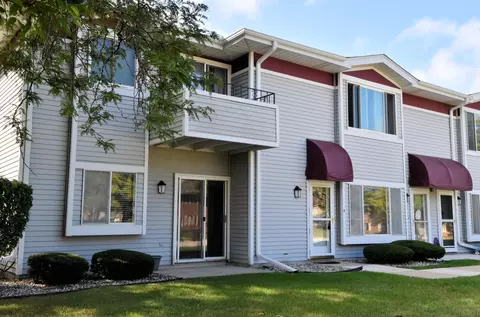 6551 Mariner #5, Mount Pleasant, WI 53406