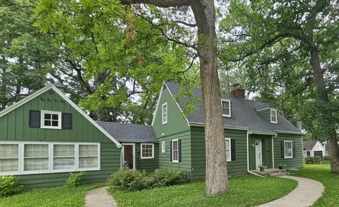 102 E Mckinley, Stoughton, WI 53589