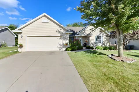 737 N Joshua, Lake Geneva, WI 53147
