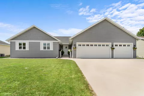 428 Sweetflag, Fond Du Lac, WI 54935