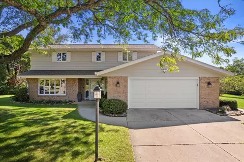 5 Shorewood, Wind Point, WI 53402