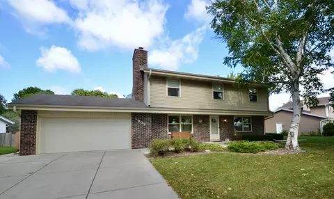 802 S Comanche, Waukesha, WI 53188